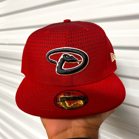 Arizona Diamondbacks MLB Red Fitted Hat - New - Picture 1 of 4